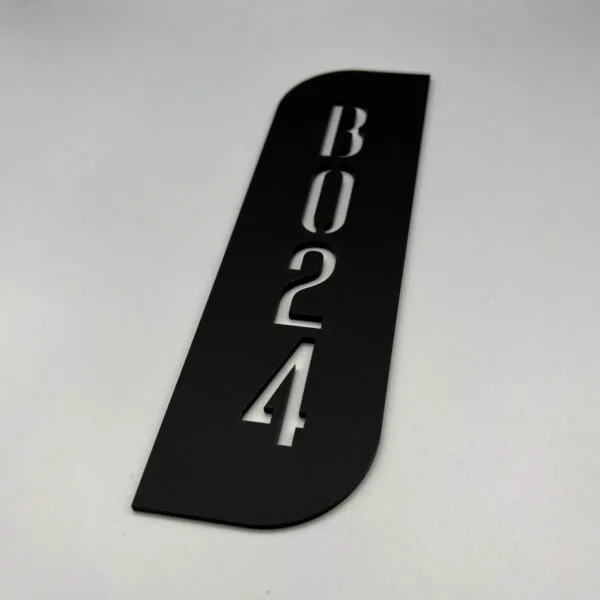 signaletique-plexi-arrondi-8a
