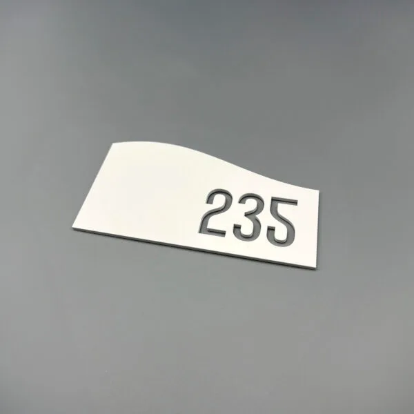 signaletique-plexi-ondulation-7c