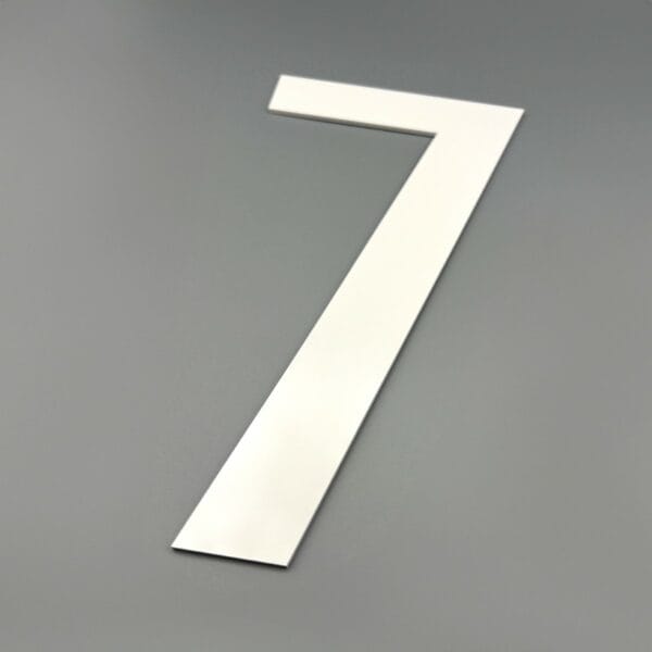 7-chiffre-etage-plexi-blanc-2